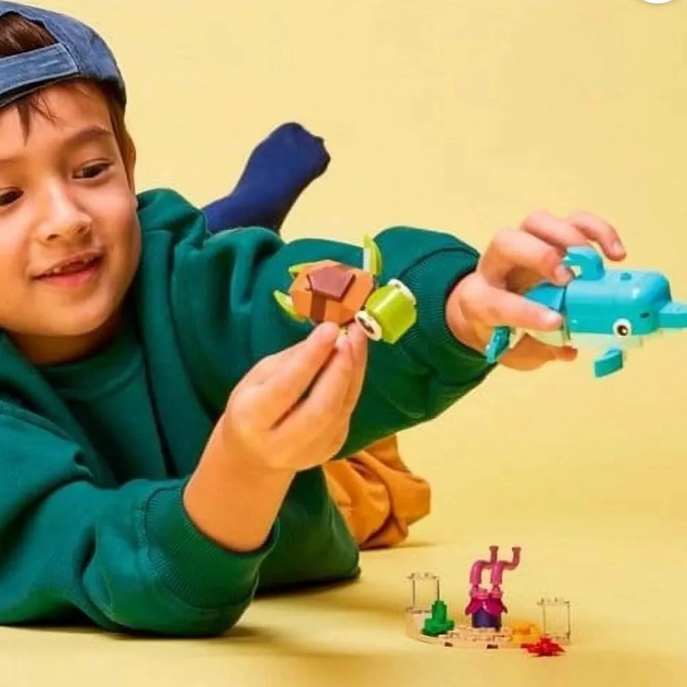 LEGO Creator 3-in-1 Dolphin and Turtle 31128